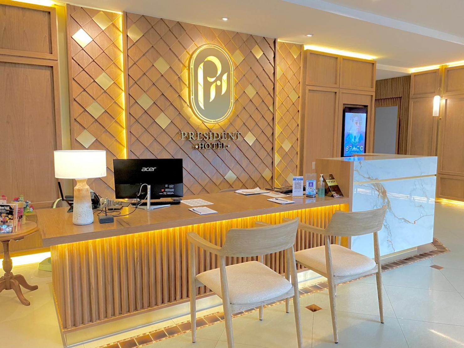 President Hotel Udonthani Dış mekan fotoğraf