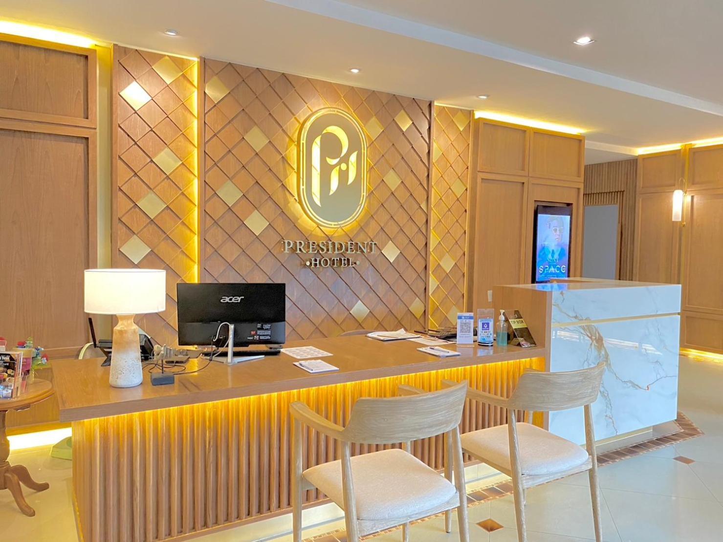 President Hotel Udonthani Dış mekan fotoğraf