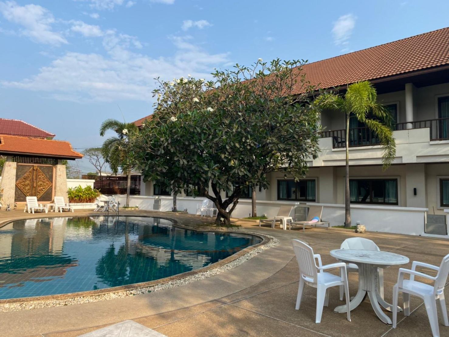 President Hotel Udonthani Dış mekan fotoğraf